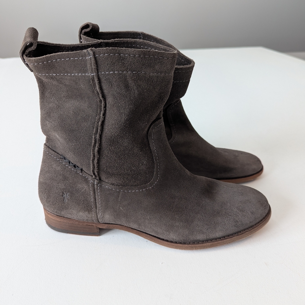 Frye Cara Short Grey Suede Pull On Ankle Boots Grigio Gray Size 10 B
